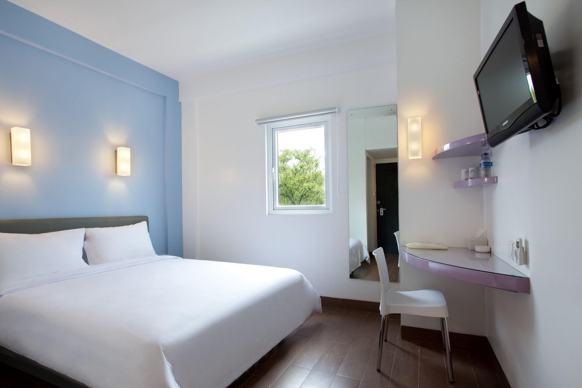 Amaris Hotel Cimanuk Bandung Szoba fotó